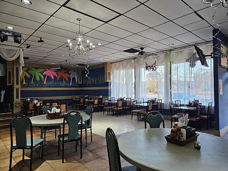Mike's Cafe